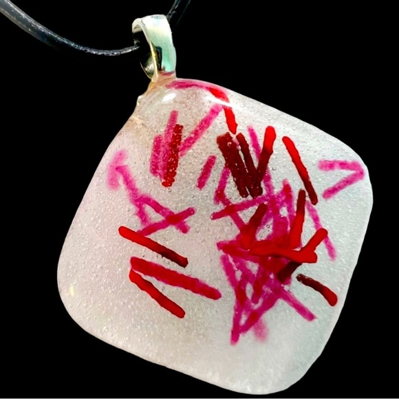 Artisan Jewelry - Pendant Berry Red And Pink Necklace  Art Glass
